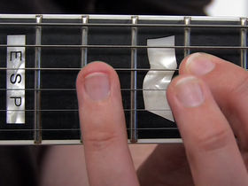 Guitar basics: Hammer-ons